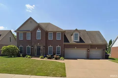 8825 Calvin Cir, Newburgh, IN 47630
