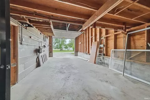 Entry Way - 3724 W Yoder Rd, Yoder, IN 46798 photo 1 of 1