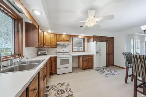 Kitchen - 3724 W Yoder Rd, Yoder, IN 46798 photo 2 of 2
