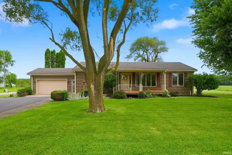 3724 W Yoder Rd, Yoder, IN 46798