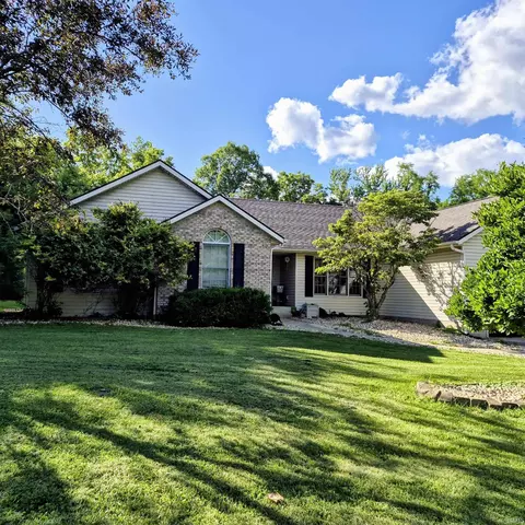 4236 S Darrell Dr, Bloomington, IN 47403
