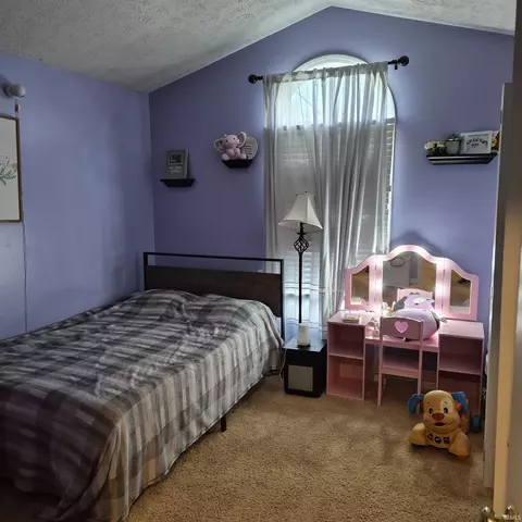 Bedroom - 4236 S Darrell Dr, Bloomington, IN 47403 photo 1 of 2