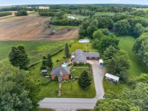 17902 Wappes Rd, Churubusco, IN 46723
