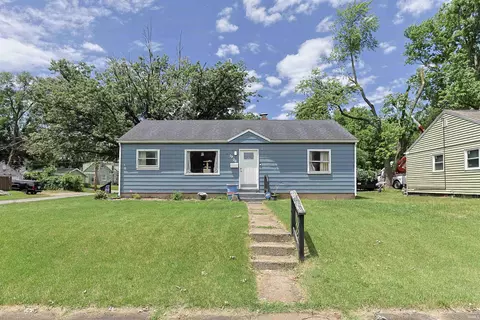1901 N Brookfield St, South Bend, IN 46628