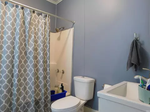 Bath - 110 E Orchard St, Akron, IN 46910 photo 1 of 3