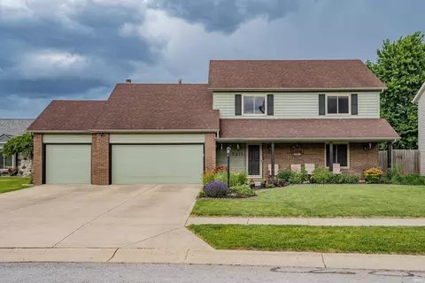 7211 Bent Willow Dr, Fort Wayne, IN 46815
