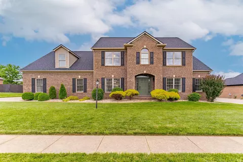 3722 Trey Ct, Newburgh, IN 47630