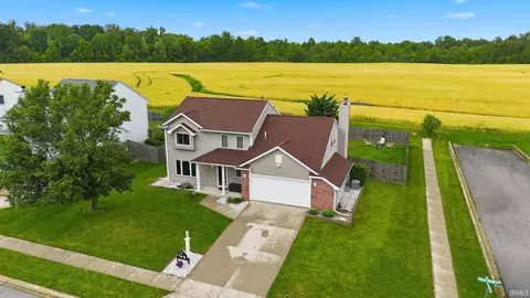 516 Wyss Ridge Dr, Fort Wayne, IN 46819