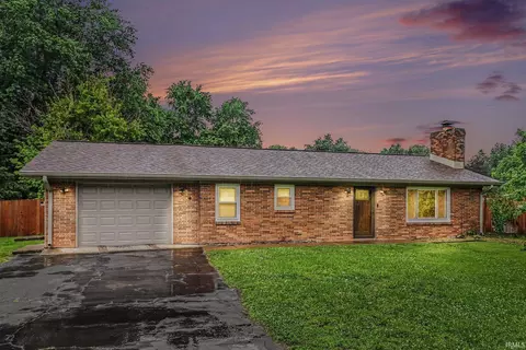 2220 Kopf Ln, West Lafayette, IN 47906