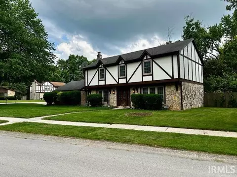 117 Meadow Ln, Fishers, IN 46038