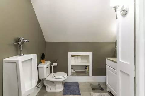 Bath - 302 S Gonser Ave, Ashley, IN 46705 photo 3 of 3