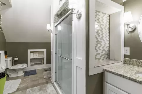 Bath - 302 S Gonser Ave, Ashley, IN 46705 photo 2 of 3