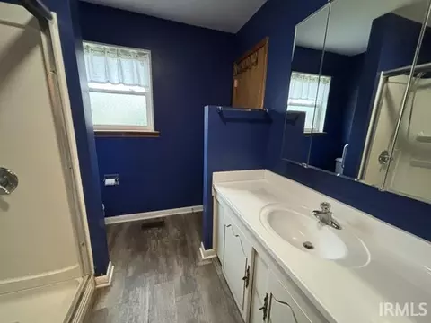 Bath - 1009 E 7th St, Fowler, IN 47944 photo 1 of 3