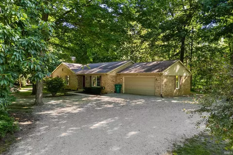 8900 Kirkridge Ln, Lafayette, IN 47905