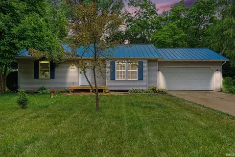 57451 NE Ce Dah Dr, Elkhart, IN 46516