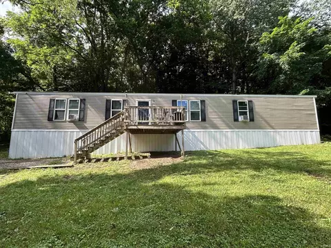 209 S Indiana St, Hazleton, IN 47640