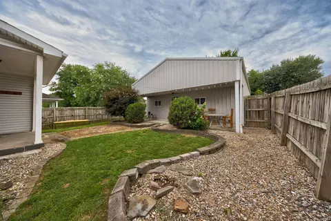 1423 Mill St, Jasper, IN 47546 photo 12