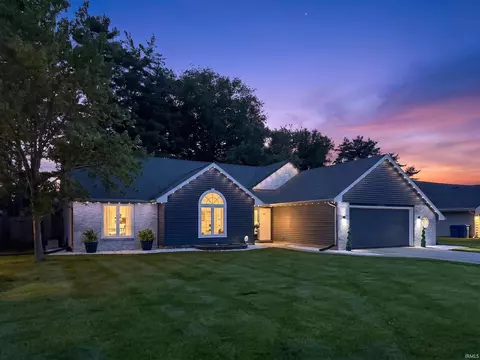 11125 Oak Pointe Trl, Fort Wayne, IN 46845