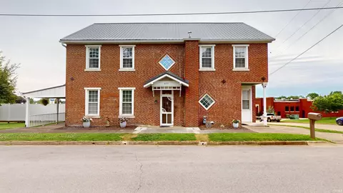 855 Maryland St, Ferdinand, IN 47532