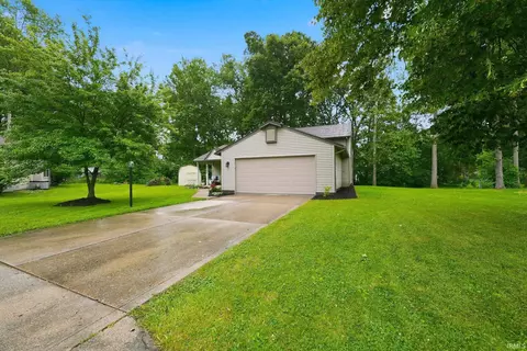 8003 Charnell Ct, Fort Wayne, IN 46818
