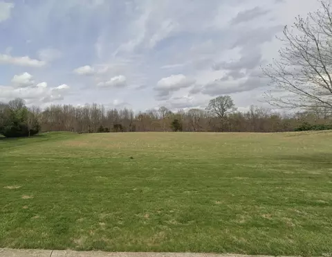 2455 E Gramercy Park Dr, Bloomington, IN 47408