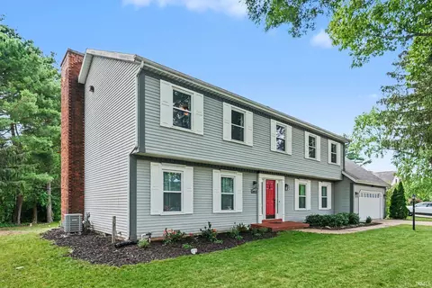 50928 Ridgeview Ln, Granger, IN 46530