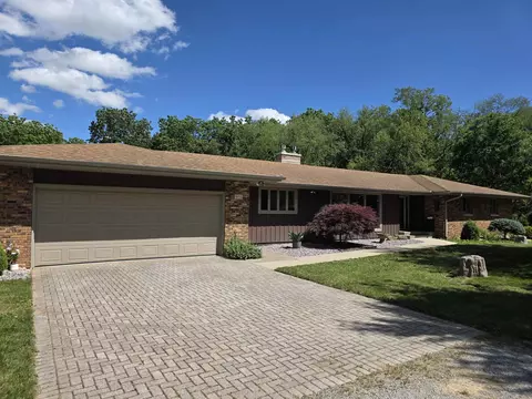 1850 N State Rd 827, Angola, IN 46703