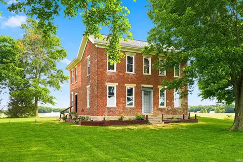 4176 E 400 Rd, Huntington, IN 46750