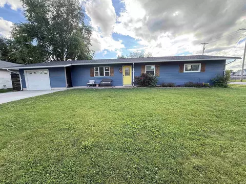 803 S South St, Brookston, IN 47923