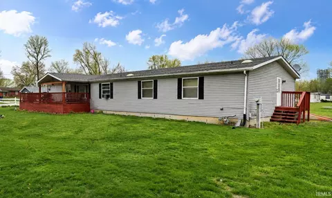 406 E Hancock Ave, Mitchell, IN 47446