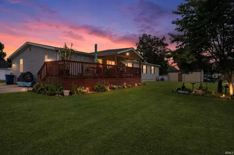 406 E Hancock Ave, Mitchell, IN 47446