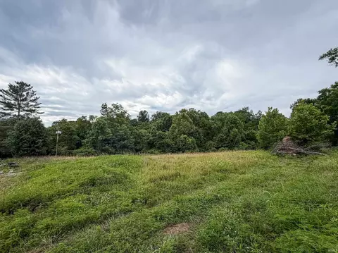 2715 I St, Bedford, IN 47421