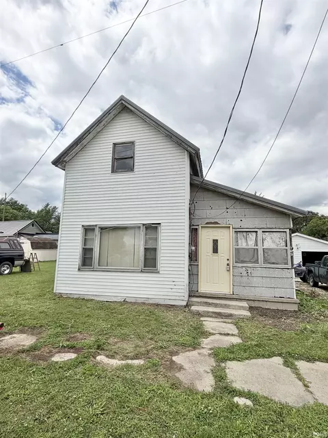 203 South St, Royal Center, IN 46978