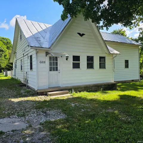 6818 E 700 S, Lynn, IN 47355
