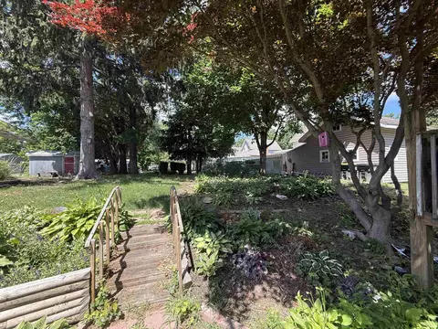 Exterior - 206 S S Mtn, Lagrange, IN 46761 photo 5 of 11
