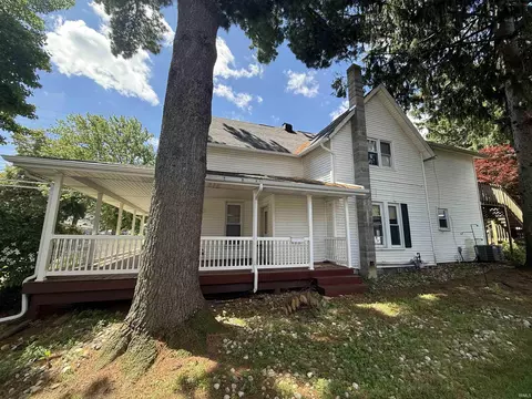 Exterior - 206 S S Mtn, Lagrange, IN 46761 photo 3 of 11