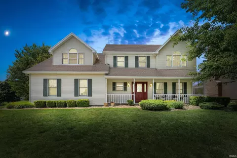 53213 Chelle Ln, Granger, IN 46530