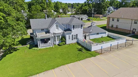 305 N Monroe St, Williamsport, IN 47993