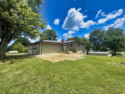 7207 S Bakersfield Rd, Bloomington, IN 47401