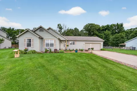 29875 Tealwood Dr, Elkhart, IN 46514