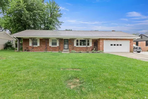 210 E North E St, Gas City, IN 46933
