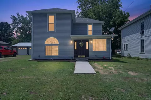 905 Jackson St, Burlington, IN 46915
