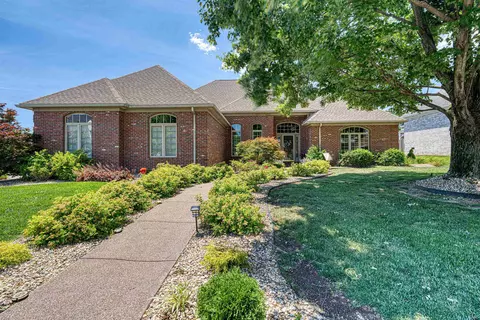 2541 Windemere Dr, Evansville, IN 47725