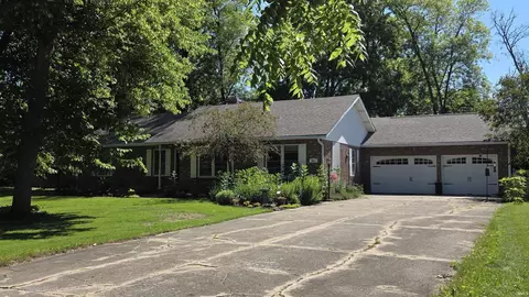 407 Saner Dr, Akron, IN 46910