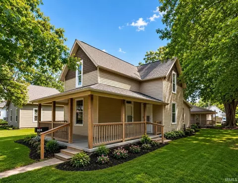 524 N Market St, Winamac, IN 46996