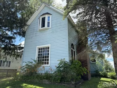 321 W Jay St, Dunkirk, IN 47336