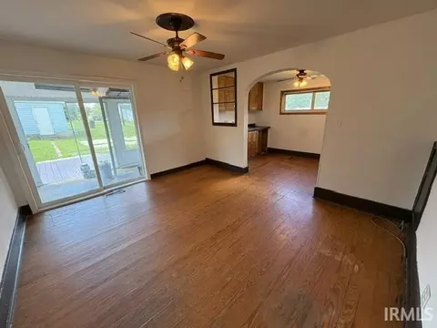 Living - 321 W Jay St, Dunkirk, IN 47336 photo 4 of 4