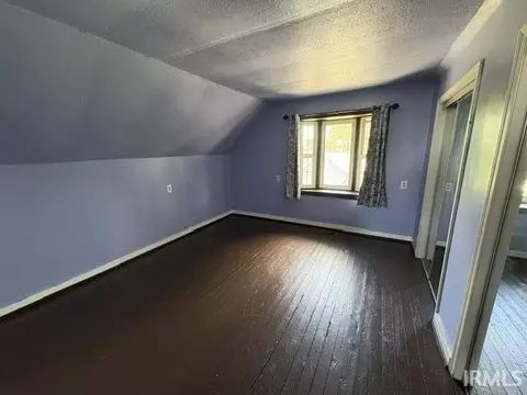 Bedroom - 321 W Jay St, Dunkirk, IN 47336 photo 4 of 5