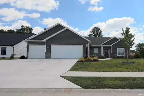765 Waxwing Ct, Roanoke, IN 46783