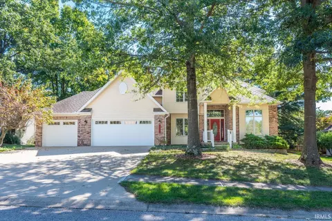 2500 E Cedarwood Dr, Bloomington, IN 47401